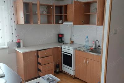 Apartament cu 2 camere decomandat în Central - 8