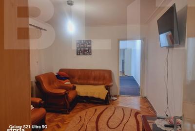 Apartament cu 3 camere semidecomandat în Central - 3