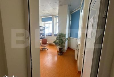 Spațiu comercial, de 1,967 mp, în Industrială - 4
