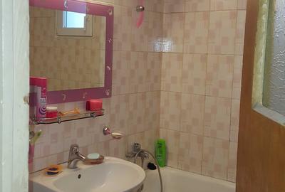 Apartament cu 3 camere decomandat în Dristor - 2