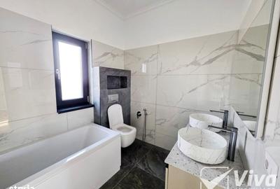 Casă cu 4 camere cu Teren 400 Mp în Păcurari - 2