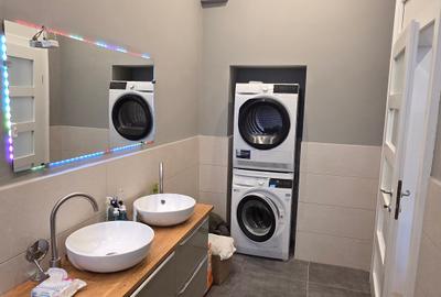 Apartament cu 3 camere decomandat, mobilat în Central - 11