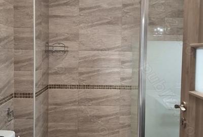 Garsonieră decomandată în Lotus - 7