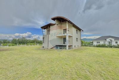 OFERTA!!Vila deosebita de vanzare in Sasar cu teren 1200 mp! - 4