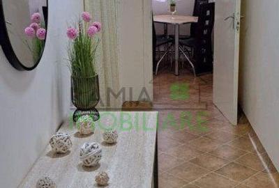 Apartament cu 3 camere, mobilat în Florilor