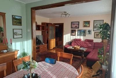 Cartier Sasar apartament 4 camere, balcon, etaj 3 - 3