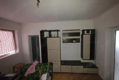 Casă cu 3 camere cu Teren 1600 Mp în Semlac - 4