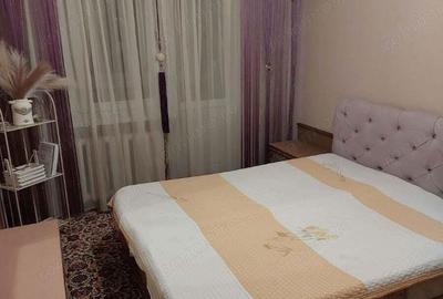 Apartament cu 3 camere de inchiriat in zona Berceni - 1