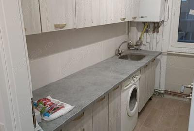 Apartament cu 3 camere semidecomandat în Central - 1