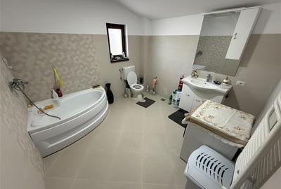 CASA / VILA  DE INCHIRIAT, CENTRU - 20
