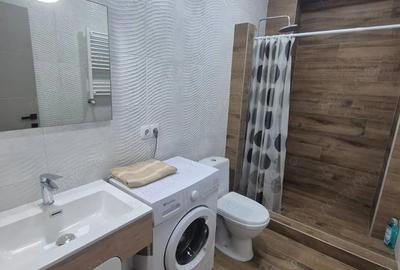 Apartament cu 3 camere decomandat în Vlahuță - 1