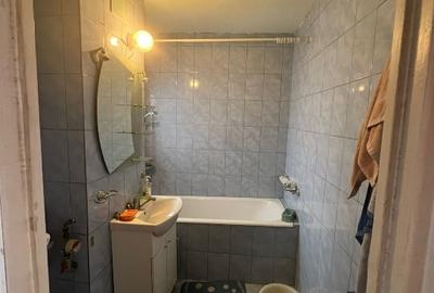 Apartament cu 3 camere decomandat în Gorjului - 4