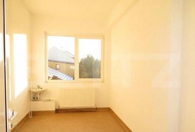 Casa de vanzare , anterior clinica medicala , 1174mp, 30 cam - 1