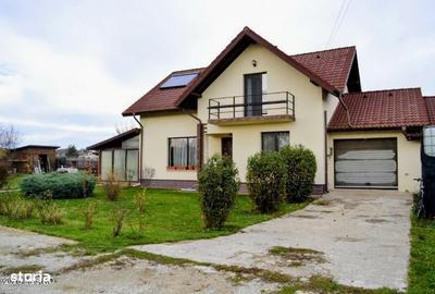 Casă cu 4 camere în Glâmbocu - 3