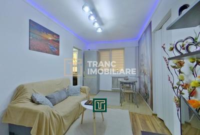 Apartament cu 2 camere semidecomandat, mobilat în Intim