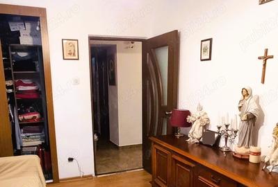 Apartament cu 3 camere decomandat în Broșteni - 7