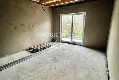 Casă cu Teren 200 Mp în Central - 4