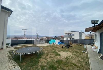 Casa cu piscina mobilata la cheie - 13