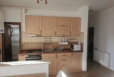 Apartament cu 3 camere semidecomandat în Florești - 1