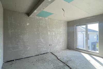 Duplex cu 5 camere cu Canalizare în Chinteni - 13