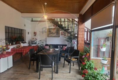 Vila impunatoare in Cartierul Functionarilor - 6