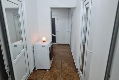 Vând Apartament 3 camere Râul Doamnei - 8
