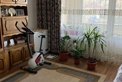 Apartament cu 3 camere decomandat în Central - 8