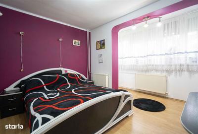 Apartament cu 3 camere în Decebal