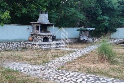 Apartament cu 3 camere decomandat în Bujac - 1