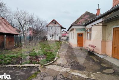 Casă cu 4 camere cu Canalizare în Lupeni - 2