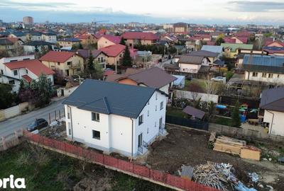 Casă cu 4 camere cu Teren 246 Mp în Central