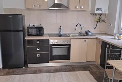 Apartament cu 3 camere decomandat în Exterior Vest