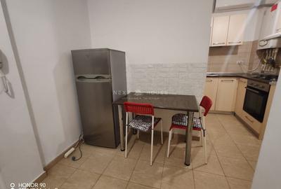 Garsonieră decomandată, mobilată în 13 Septembrie - 4