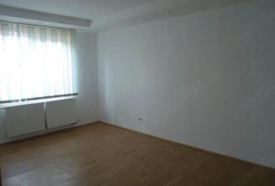 Casă cu 2 camere cu Teren 220 Mp în Mihai Bravu - 8
