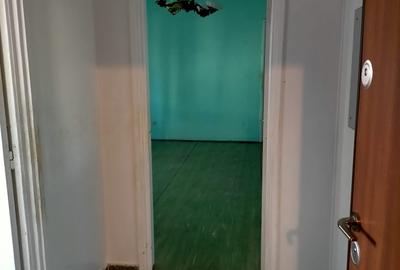 Apartament cu 3 camere semidecomandat în Pajura - 4