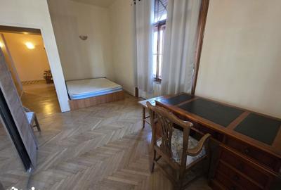 Apartament cu 2 camere decomandat în P-ța Victoriei - 15