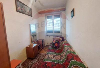 Apartament de vanzare - 3