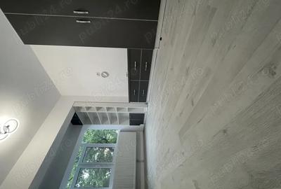 Apartament de vanzare 3 camere - 4