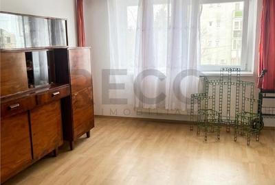 Apartament cu 3 camere decomandat în Decebal - 1