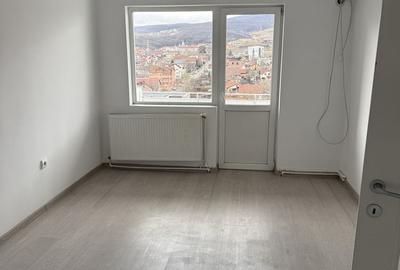 Apartament cu 2 camere decomandat în Cetate - 6