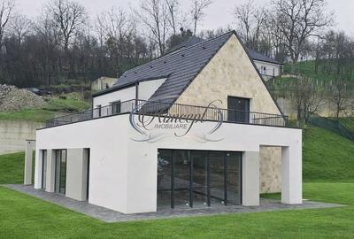 Casă individuală cu 6 camere cu Canalizare în Feleacu - 2