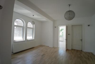Birou, de 390 mp, în Capitale - 8