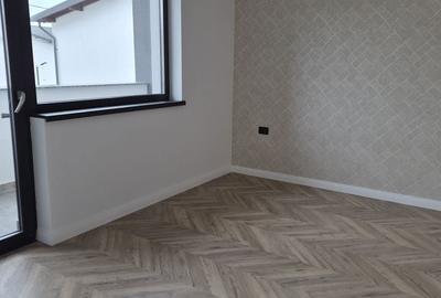 Casă cu 4 camere cu Teren 300 Mp în Ștefănești - 6