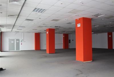 Spatiu comercial, parter, 16 metri vitrina - 4