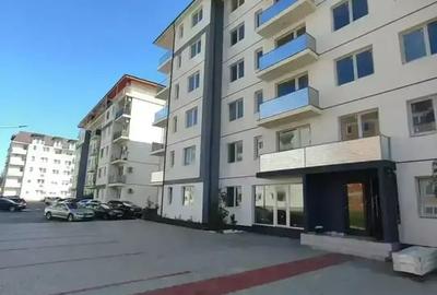 Apartament cu 2 camere semidecomandat în Exterior Vest