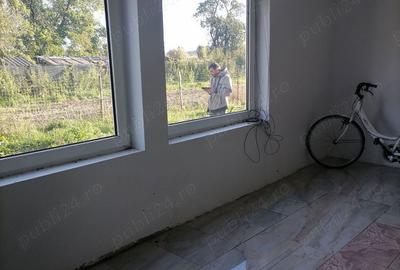 Casă cu 2 camere cu Teren 1440 Mp în Central - 10