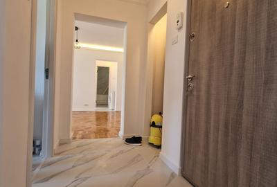 Tomis II (Spitalul Județean)- 3 camere, etaj 3, renovat, gaze, parcare, liber Tomis II (Spitalul Județean)- 3 camere, etaj 3, renovat, gaze, parcare, liber - 20