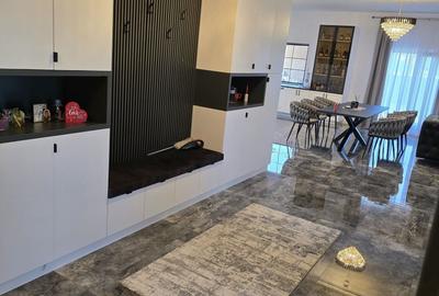 Casă cu 4 camere în Central - 5