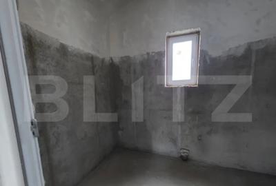 Casă cu 3 camere cu Teren 300 Mp în Central - 2