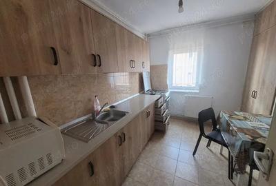 Apartament cu 3 camere semidecomandat în Micălaca - 1